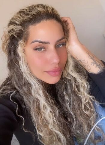 Muito Linda