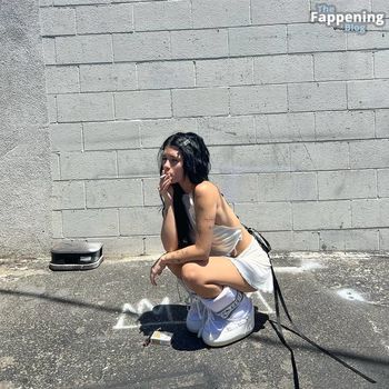 Nessa Barrett