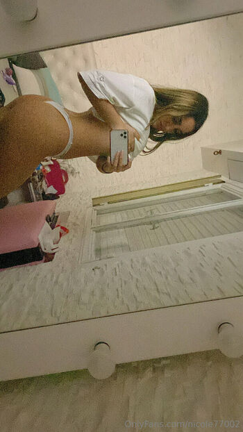 nicole77002