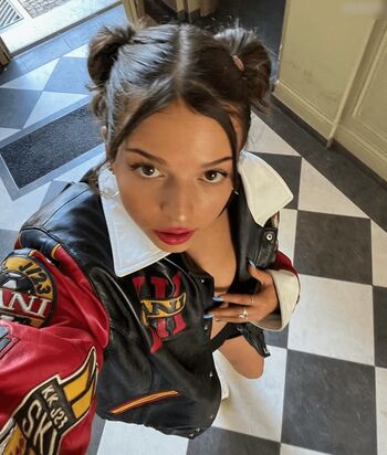Nina Chuba
