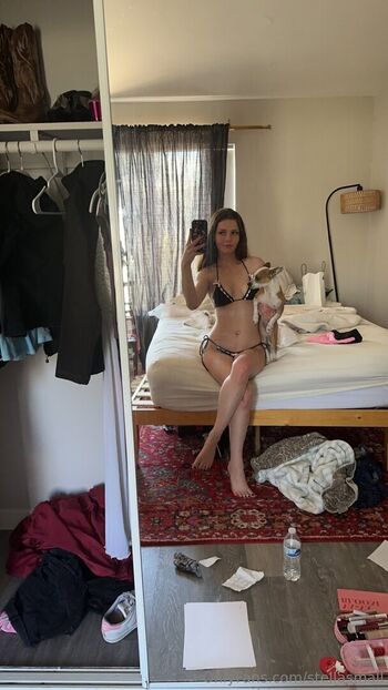 officialhollywoodgirl