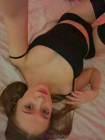 olivia_greys