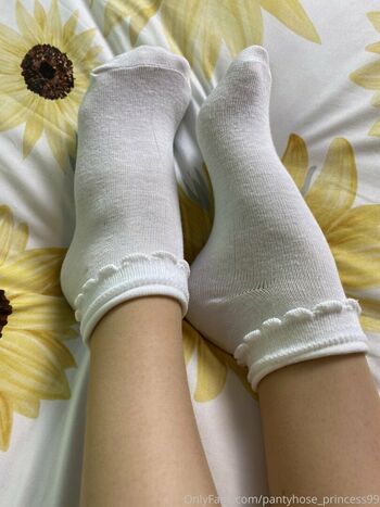 pantyhose_princess99