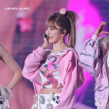 Sakura Miyawaki 宮脇 咲良