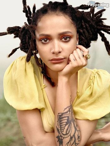 Sasha Lane