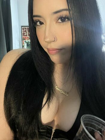 Shilynn Velez