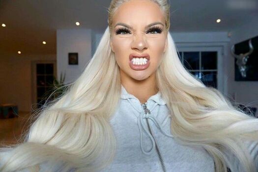 Shirin David