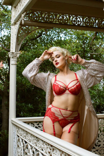 Stefania Ferrario