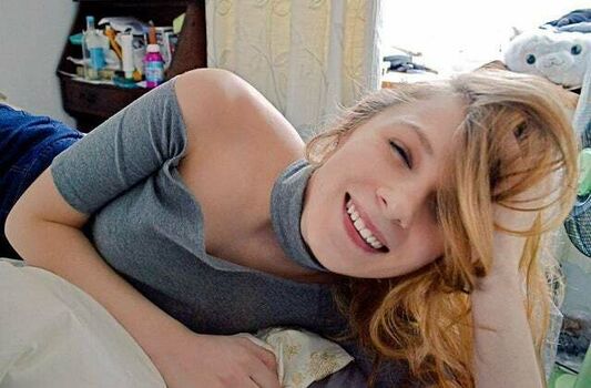 Sydney Poniewaz