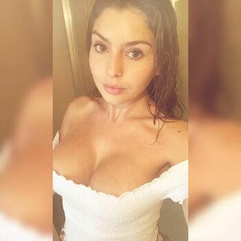 Tara Cedres