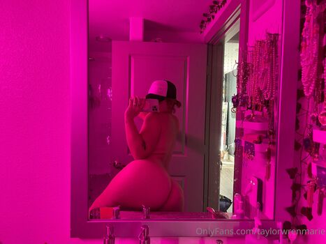 taylorwrenmarie