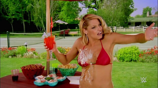 Trish Stratus