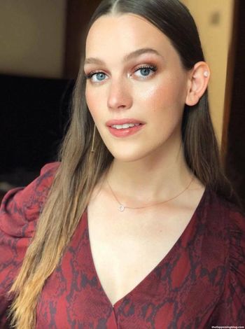 Victoria Pedretti