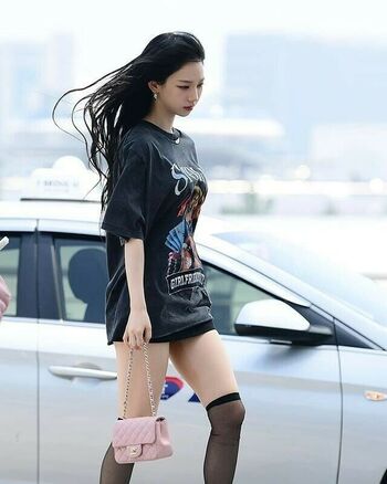 WomenK-pop