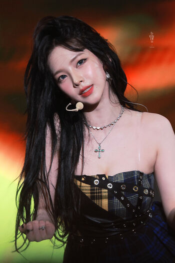 WomenK-pop