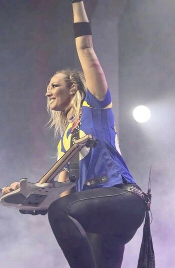 WomenMetal