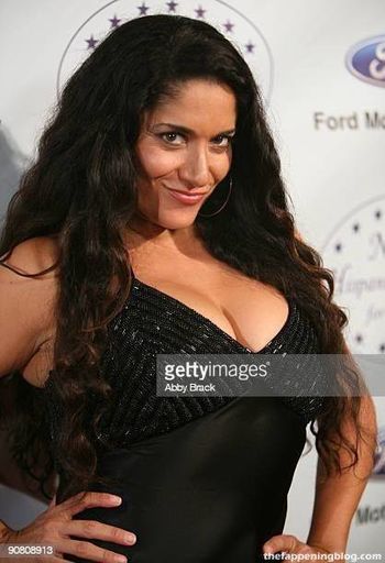 Yvonne DeLaRosa