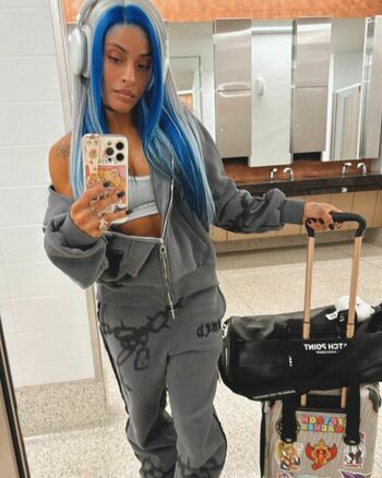 Zelina Vega