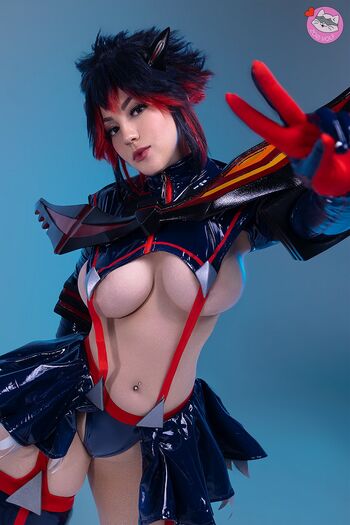 Zoe Volf Cosplay
