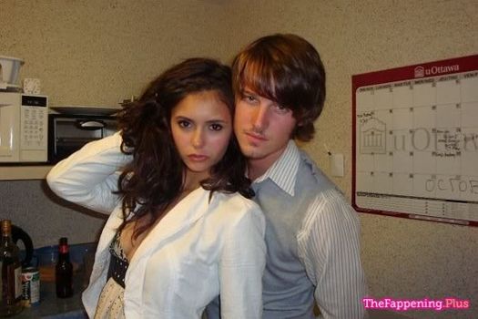 Nina Dobrev